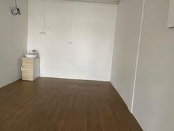 305 WOODLANDS STREET 31 (D25), Shop House #545905421